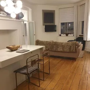  Apartment 2 Spacious And Quiet One Bed In Central With Free Parking United Kingdom